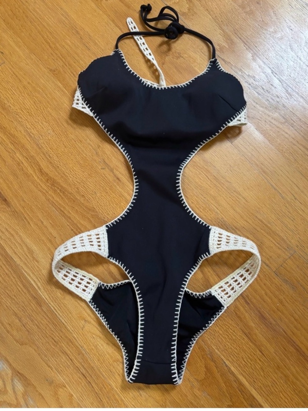 Victoria's Secret Surf Crochet Monokini Swimsuit in Black Size M Medium